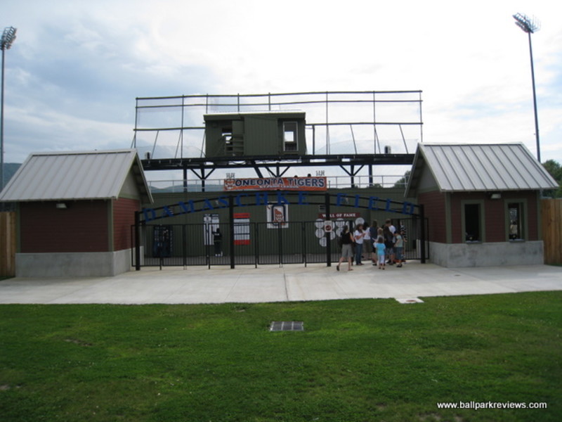 Damaschke Field
