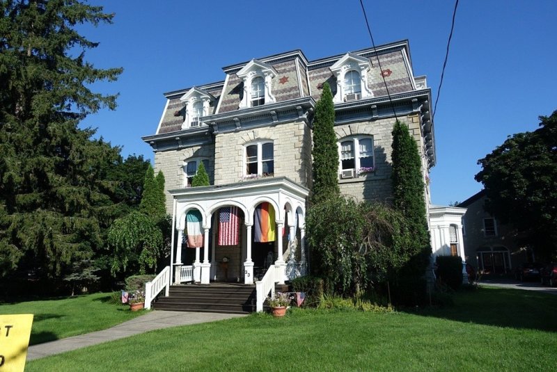 Limestone Mansion