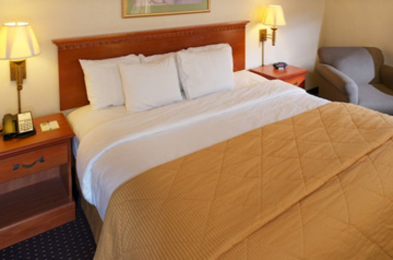 Baymount Inn & Suites Hotels