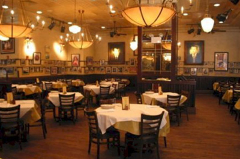 Carmines Atlantic City Center Dining Room