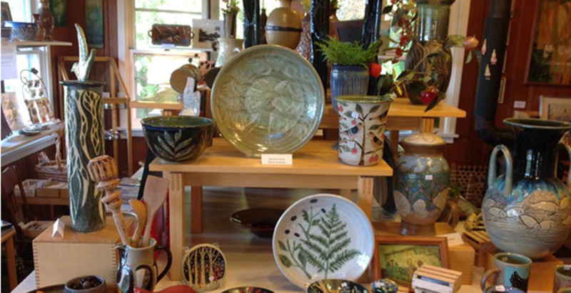 Clay Bay Pottery and Gallery