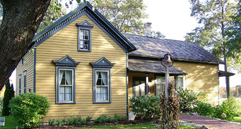 Corner of the Past/Old Anderson House Museum