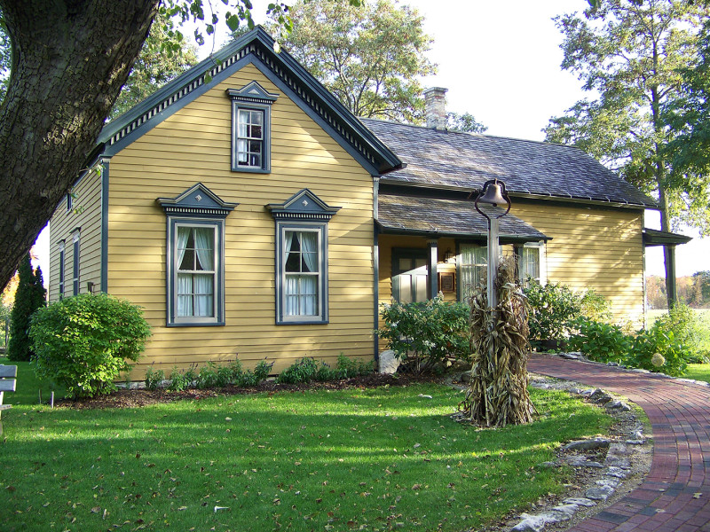 Corner of the Past/Old Anderson House Museum