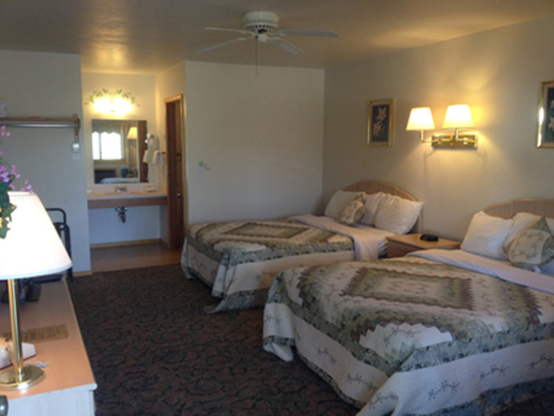 Coachlite Inn & Suites Of Sister Bay