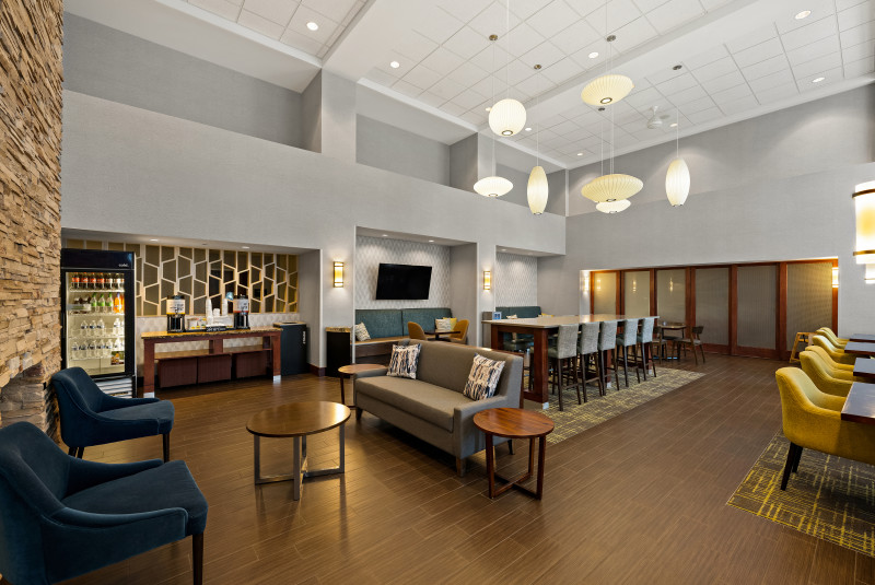                         The lobby at Hampton Inn & Suites Poughkeepsie
                        