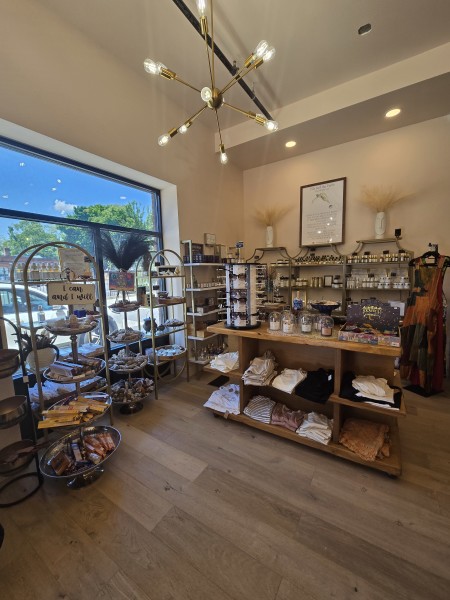                         Photo of skin care products at House of Maxx
                        