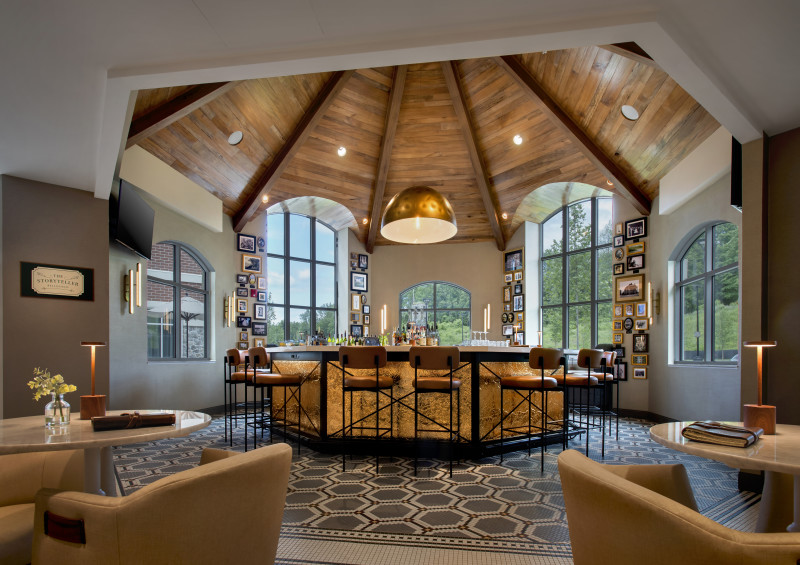                         The Storyteller bar in the Inn at Bellefield Hyde Park.
                        