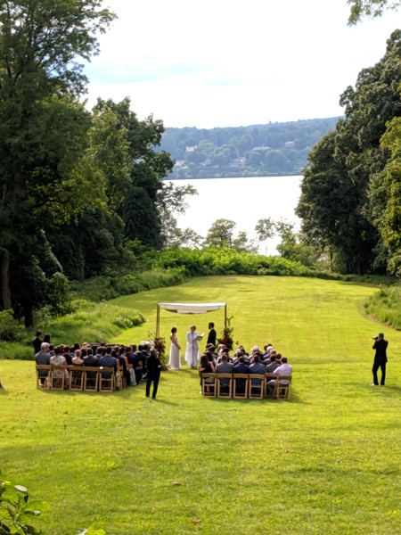                         Mount Gulian wedding
                        