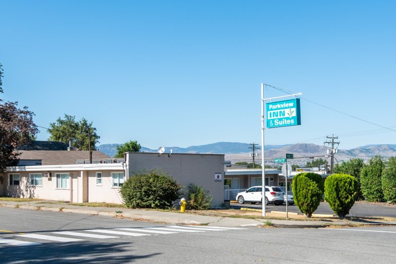 Parkview Motel 2022 