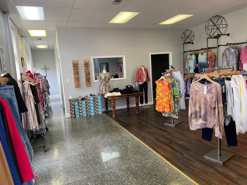 Mainstream boutique clothes online