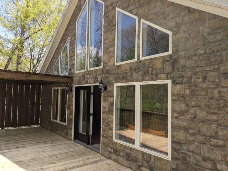 Explore Rough River Waterfront Retreat