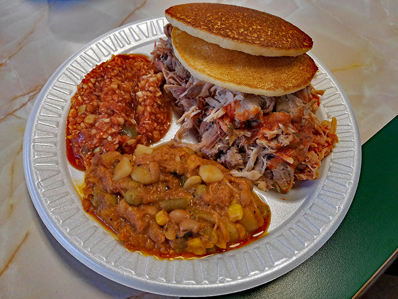 a96ecbc902ab4cf7c006251db7f8d880_BarBQueShack02.jpg