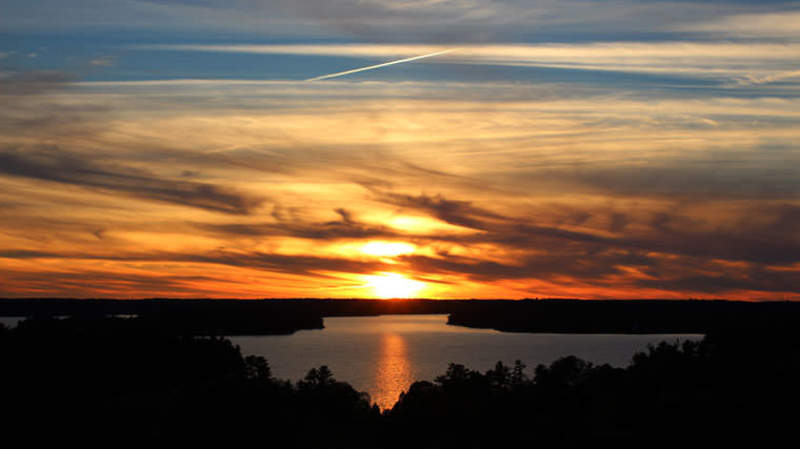 Huckleberry Rock Lookout Trail - Muskoka Tourism