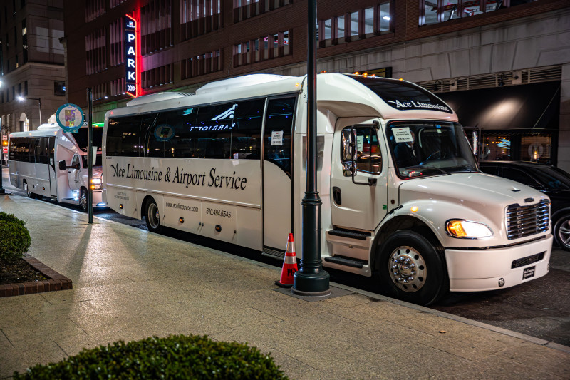 Ace Limousine and Airport Service