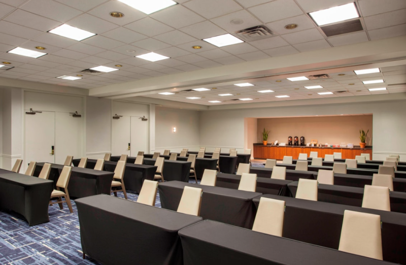 Sheraton Suites Philadelphia Airport