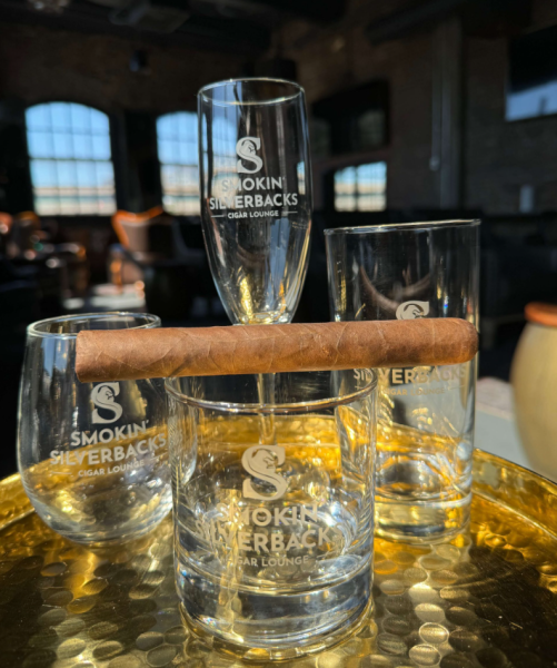 Smokin’ Silverbacks Cigar Lounge