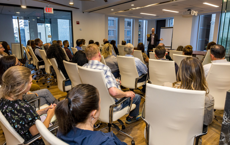 Mentalist Jesse Dameron