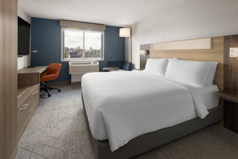 Holiday Inn Express Philadelphia Penn’s Landing