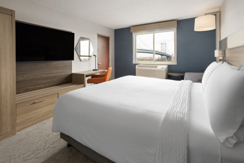 Holiday Inn Express Philadelphia Penn’s Landing