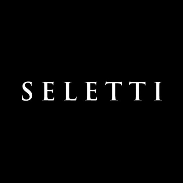 Logo Title