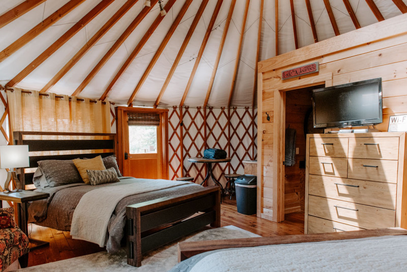 Sky Ridge Yurts - Visit Smokies