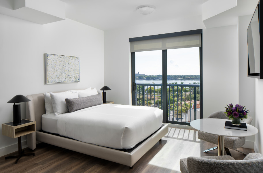 The Perfect Summer Home for Interns in West Palm Beach photo