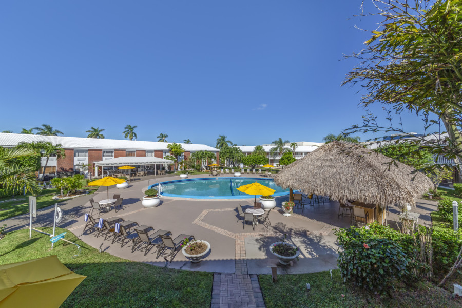 Best Western Palm Beach Lakes photo