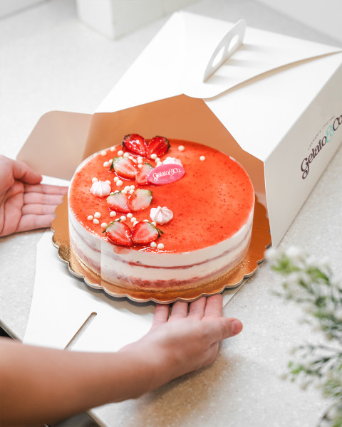 Custom Italian Gelato Cakes — 20% OFF photo