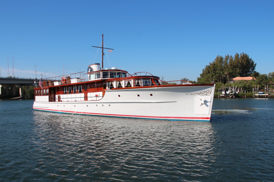 Lots of Yachts/Lots of Spots listing image