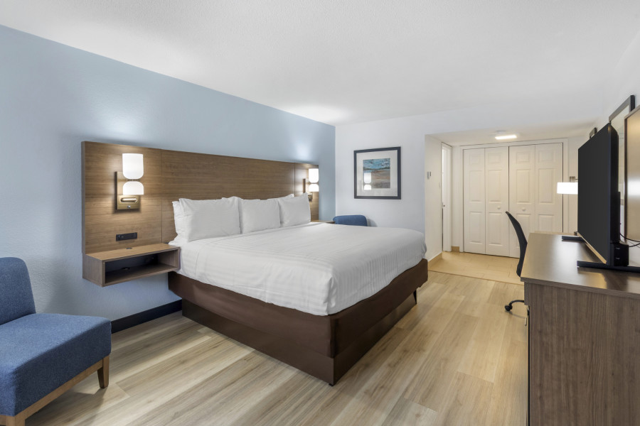 Best Western Palm Beach Lakes photo