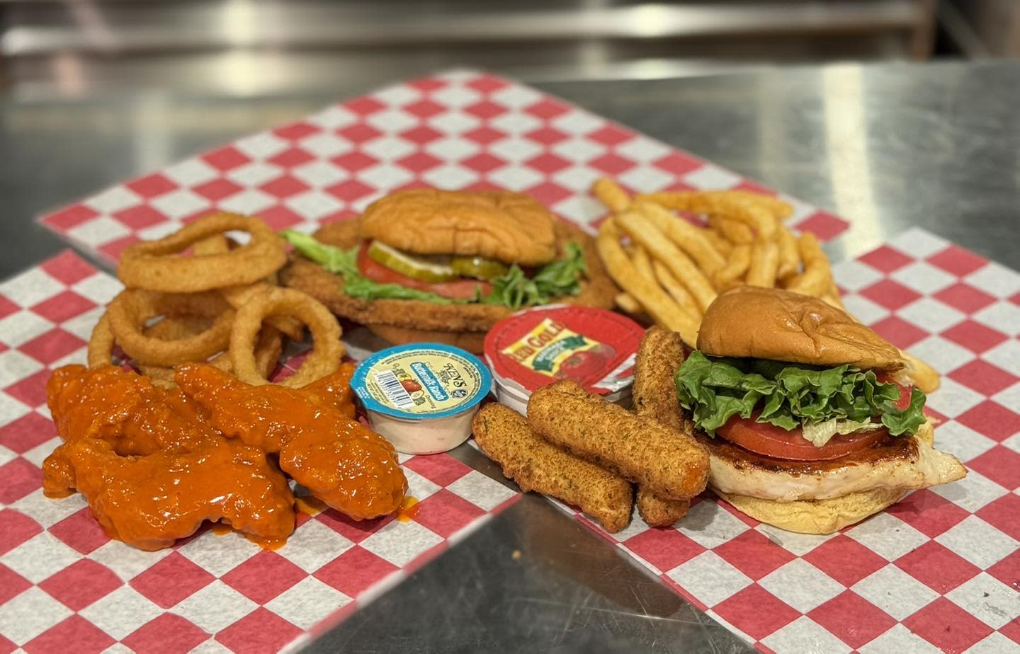 Explore | HT's Ice Cream & Grill