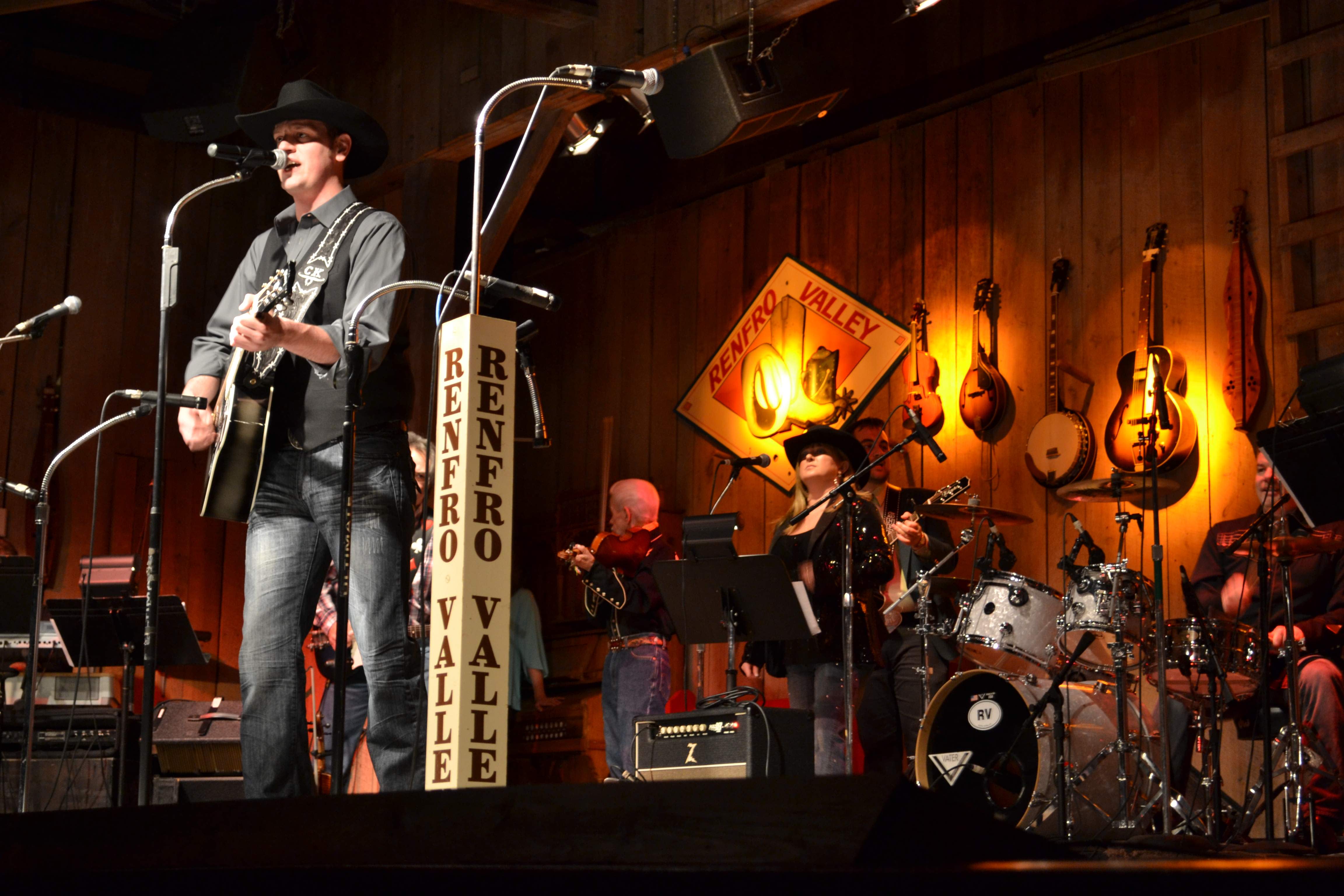 Explore | Renfro Valley Entertainment Center