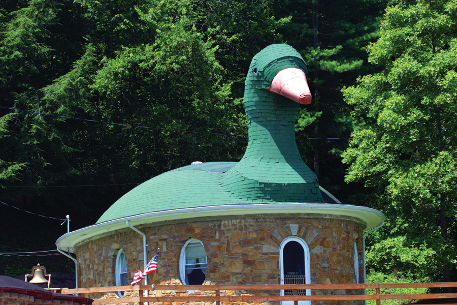 goose house写真 Mother Goose House - Atlas Obscura