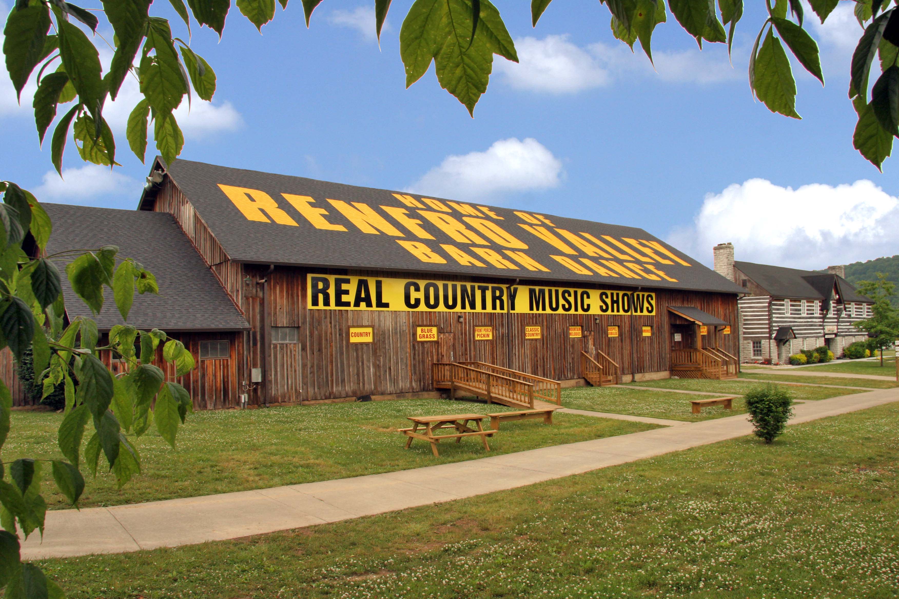 Explore | Renfro Valley Entertainment Center