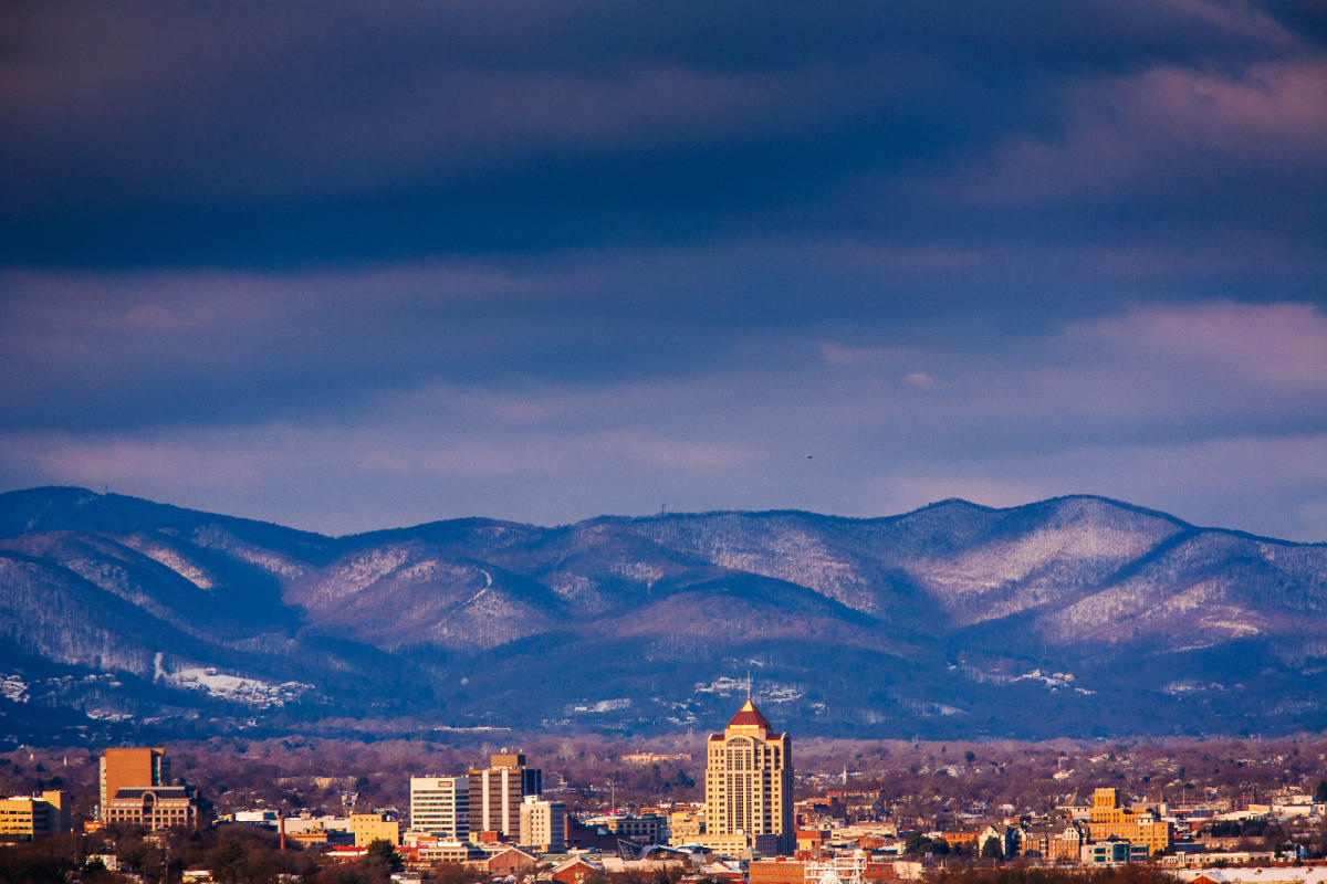 Escorts Roanoke Virginia