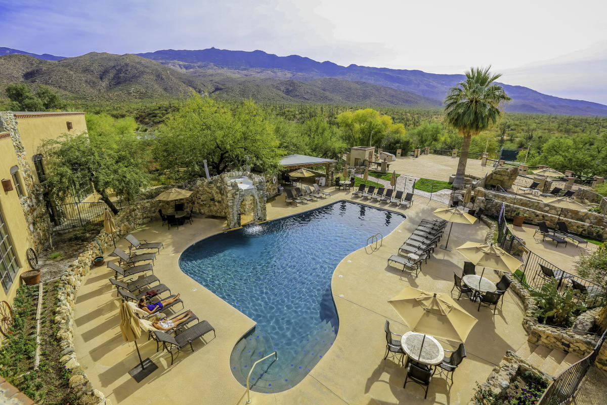 https://assets.simpleviewinc.com/simpleview/image/upload/c_limit%2Cq_75%2Cw_1200/v1/crm/tucson/0832_6D7A9A61-61FE-410B-9DCDF783EBDFF4E8_bcc4fab5-a7ba-4b52-b524d463b156fb73.jpg