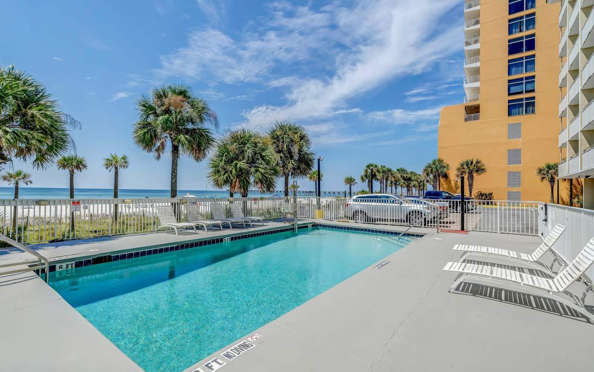 Beach Tower By The Sea in Panama City Beach | VISIT FLORIDA