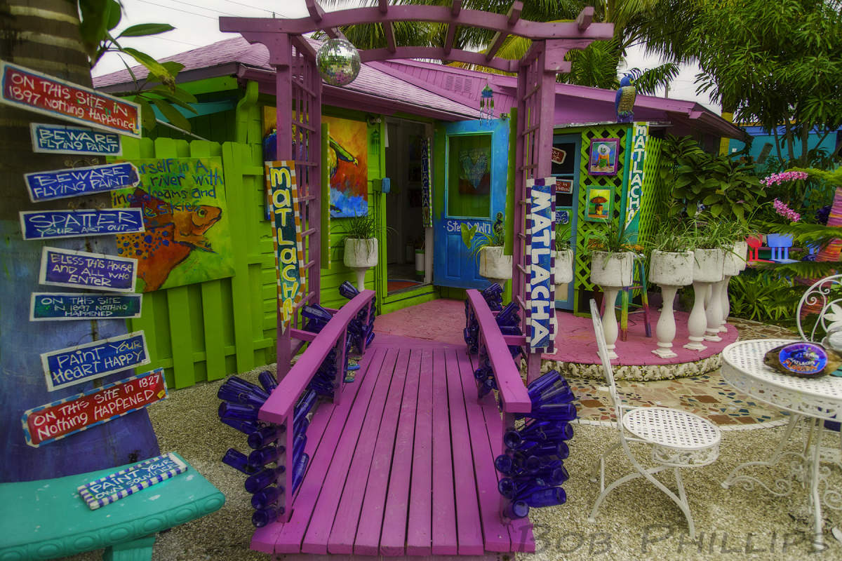 マンゴーウッド　リーフアート Lovegrove Gallery & Gardens in Matlacha | VISIT FLORIDA