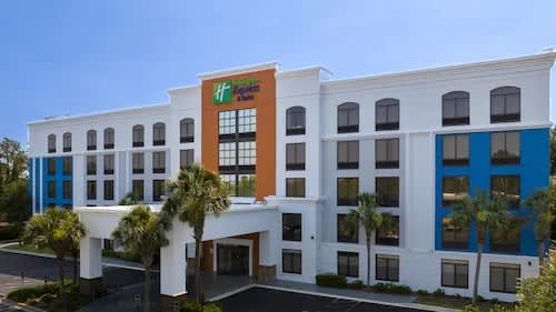 Holiday Inn Express Suites Jacksonville SE Med Center in