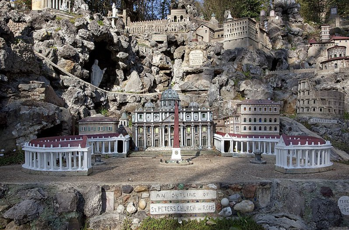 A Pilgrimage to the Ave Maria Grotto: A North Alabama Treasure