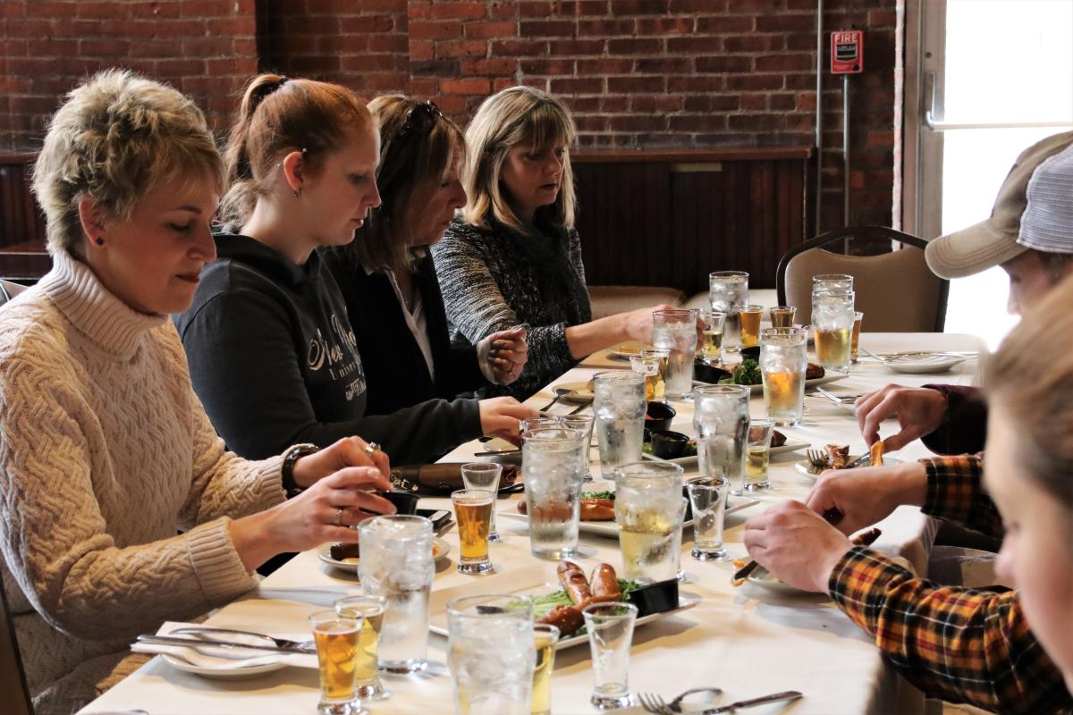 Group shop friendly restaurant
