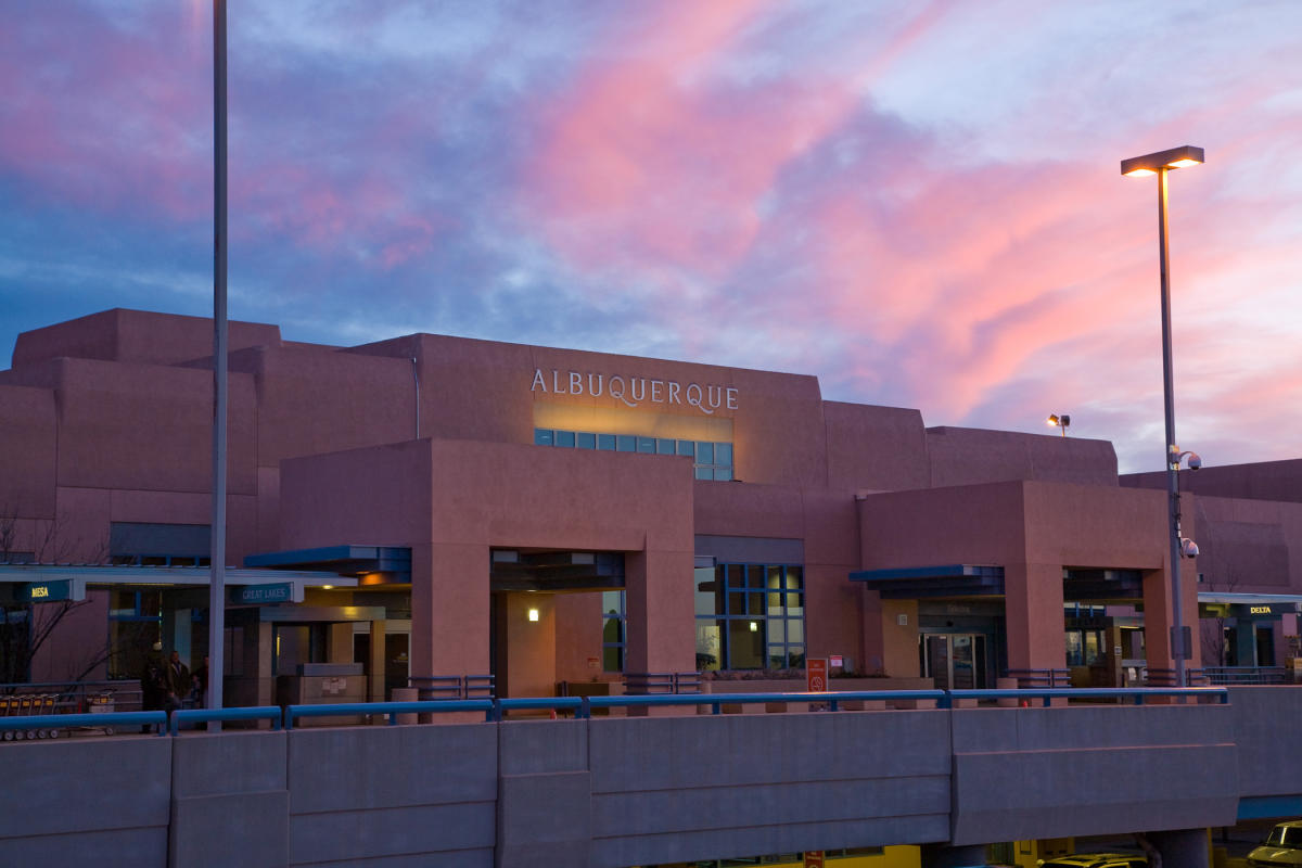 Park And Ride Albuquerque Airport www.visitalbuquerque.org
