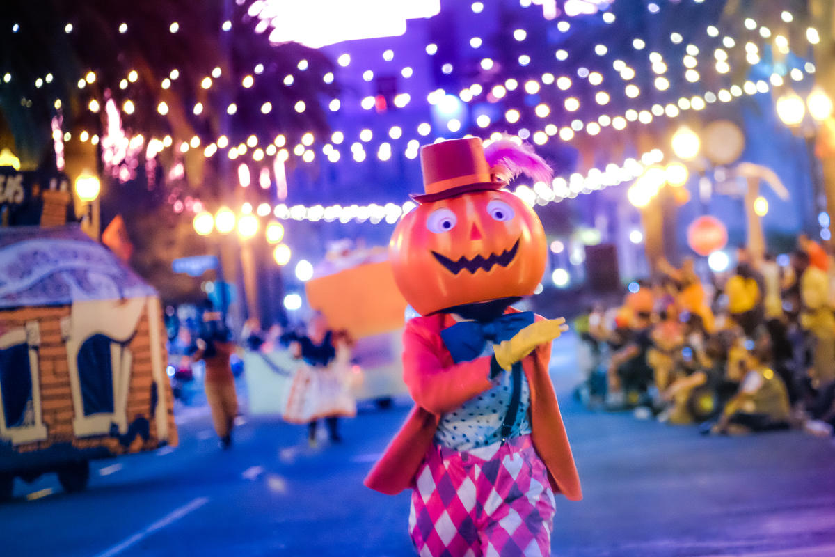 Anaheim Fall Festival and Halloween Parade Live Music & Art