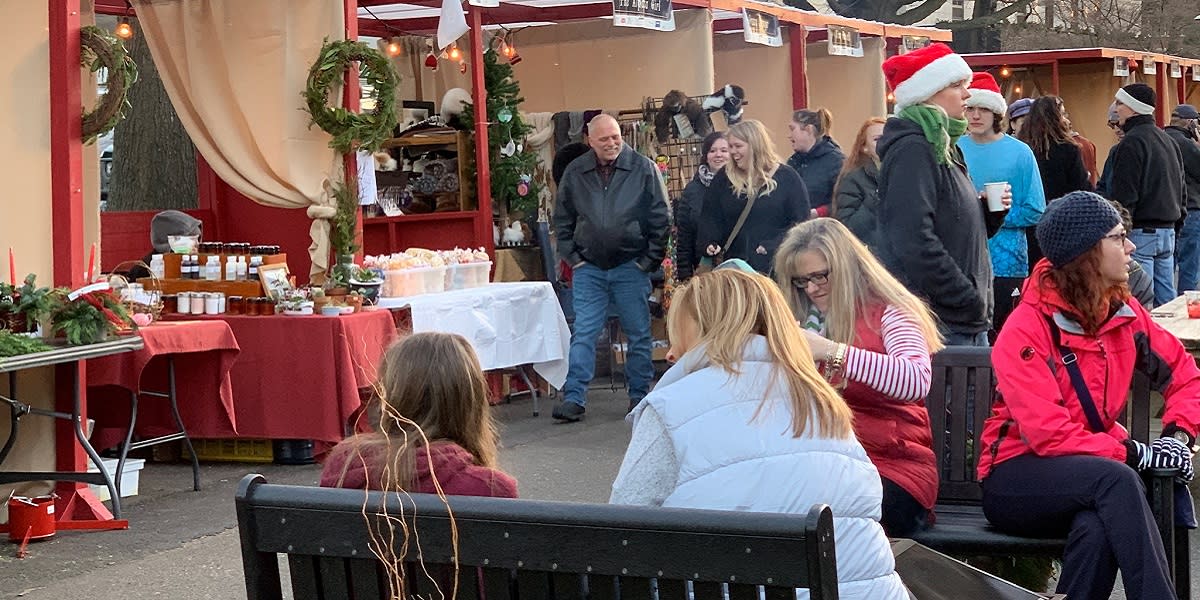 Christmas Marketplace in West Annapolis