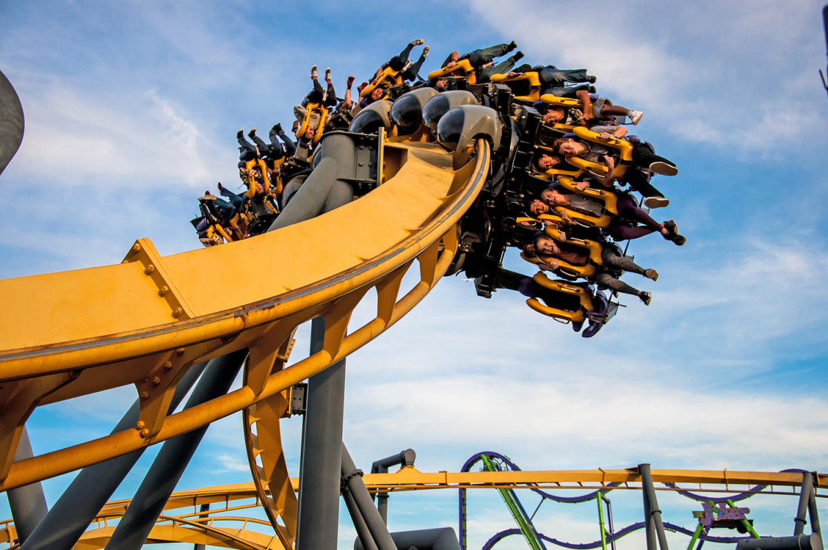 Six Flags Over Texas: Now Open Year-Round, Top 5 Things To-Do