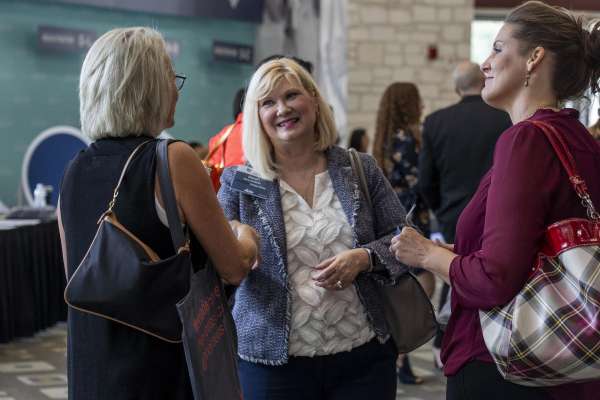 Supporters Visit Austin Foundation