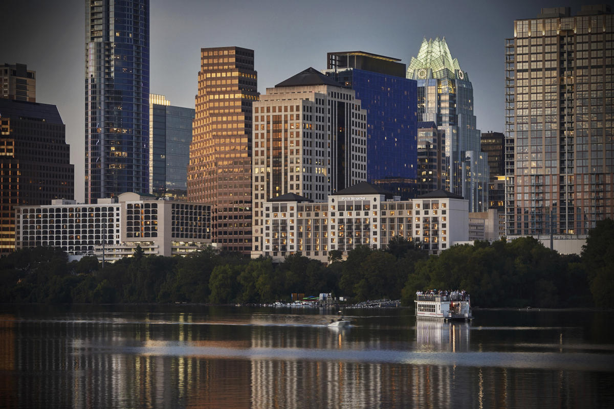 hotel downtown austin texas