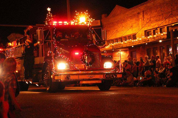 Bastrop Christmas Parade 2022 Holidays Events in Bastrop Christmas, New Years & Festive Fun