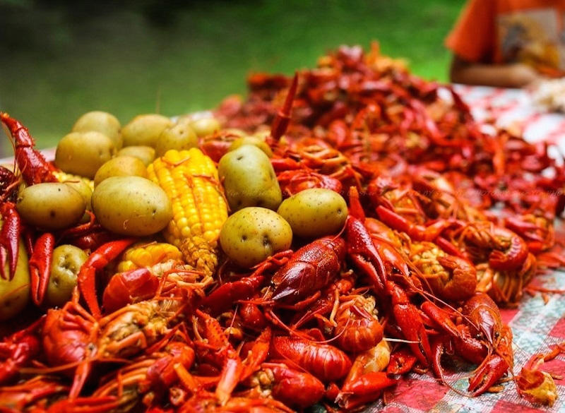 Where (& How) to Eat Crawfish in Beaumont, TX