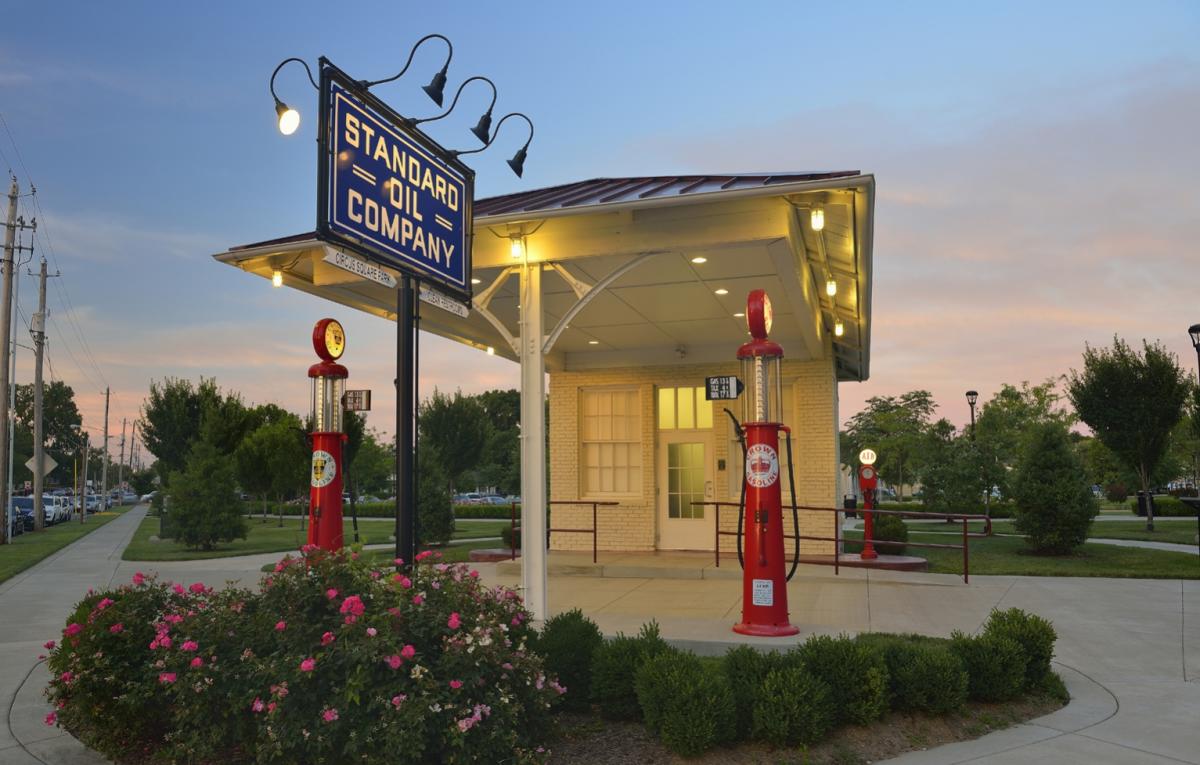 Bowling Green, KY Nostalgia Itinerary | Corvette Museum